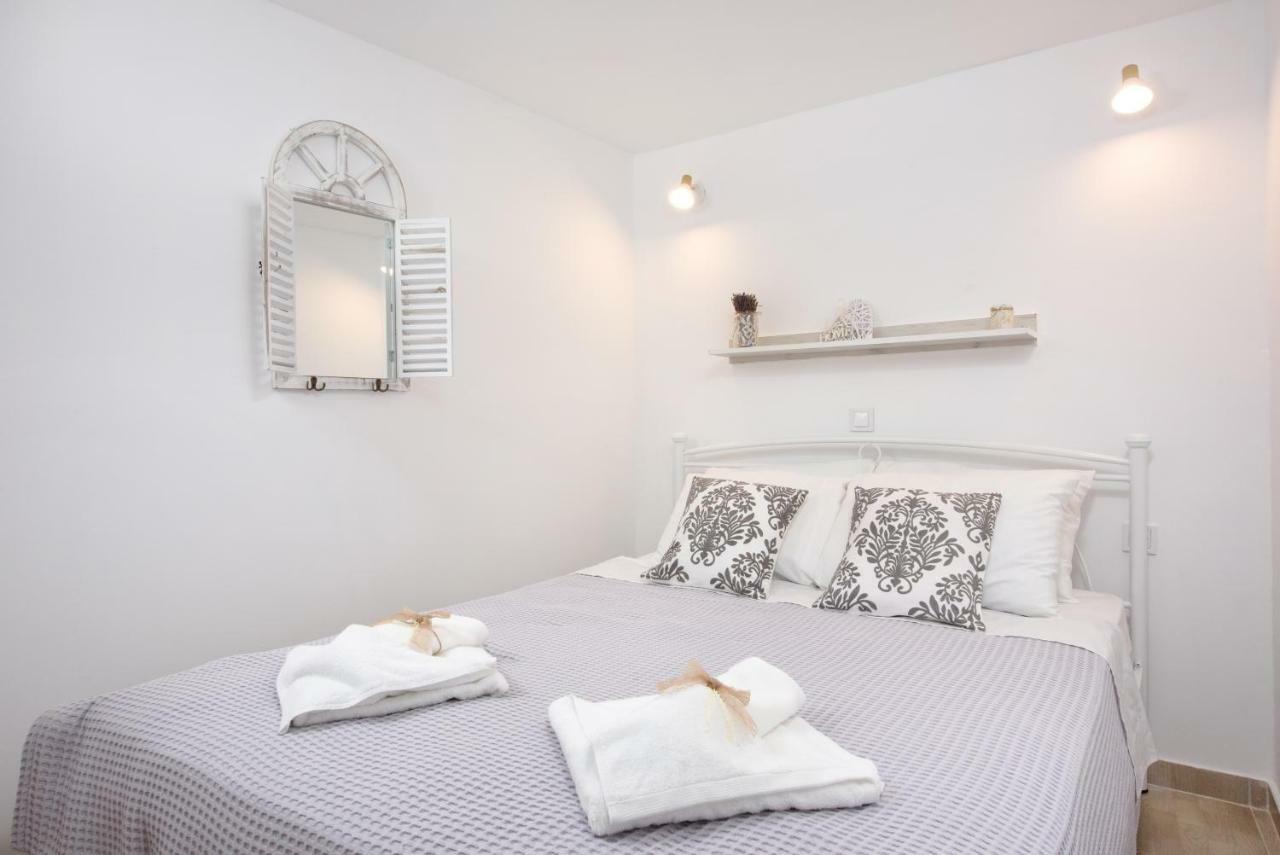 La Vecchia Bottega Del Nonno - Corfu Apartment Corfu  Bagian luar foto